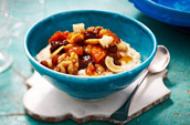 Porridge with fruit & nuts