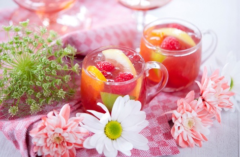 Raspberry beer punch