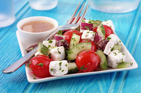 111602 greeksalad THUMB