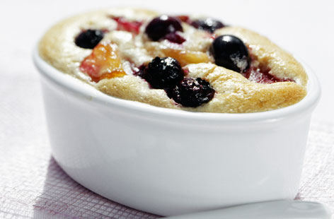 Apple & blueberry souffle cake
