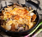 Fideua with spaghetti, mushroom & onion