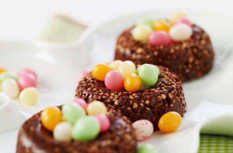 Crunchy chocolate nests