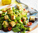 Avocado, mango, beetroot and walnut salad