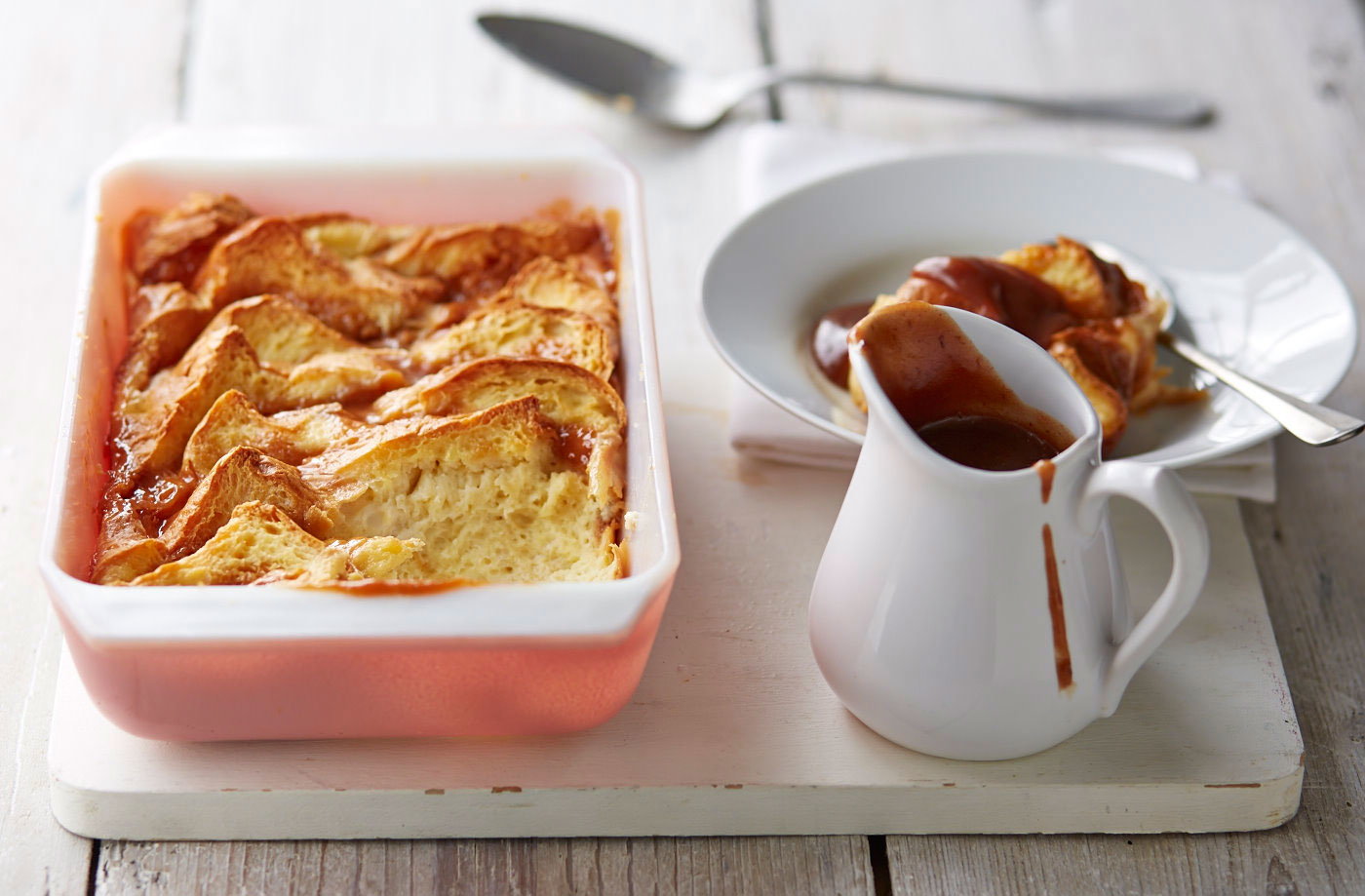 Sticky Toffee Bread And Butter Pudding Tesco Real Food 1305