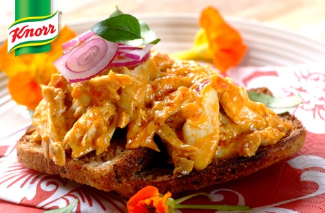 Apricot and mango coronation chicken