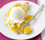 Baked bananas with apricots