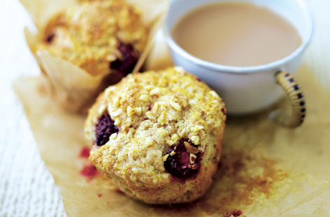 Blackberry and hazelnut muffins THUMB