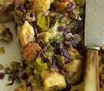 Bread stuffing and leek  