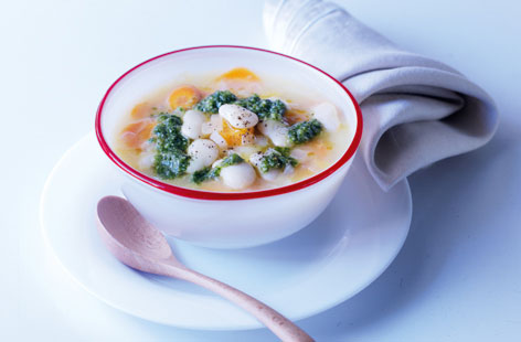 Carrot and butter bean soup with pesto thumbnail 93addffb fe42 4fa1 a901 13ded9b3c8dc 0 146x128