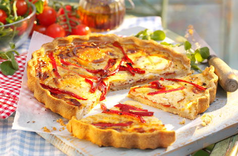 Finest Soignon Cheese & Red Pepper Quiche (h)