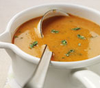 Fresh tomato and wholemeal bread soup