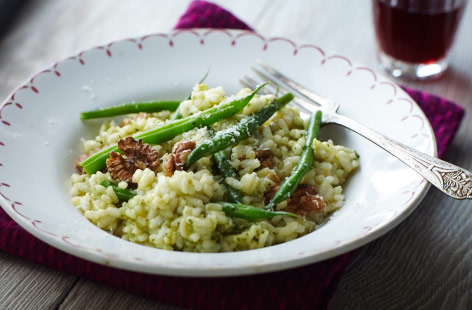 Walnut and pesto risotto