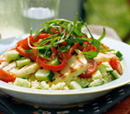 A delicious halloumi salad with a crunch
