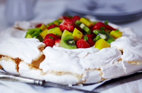 Organic low fat pavlova
