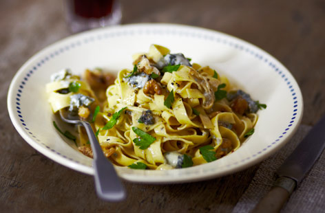 Italian tagliatellewithwalnutsandgorgonzola He