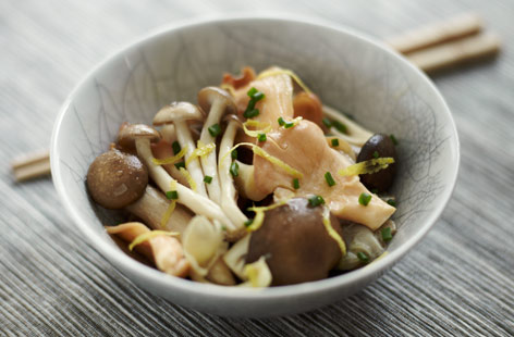 Lemon and soy mushrooms
