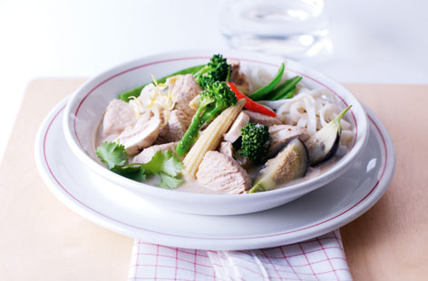 Malaysian turkey curry thumbnail f2b6e9a3 09ef 44fa b291 a1fadeb9c167 0 146x128
