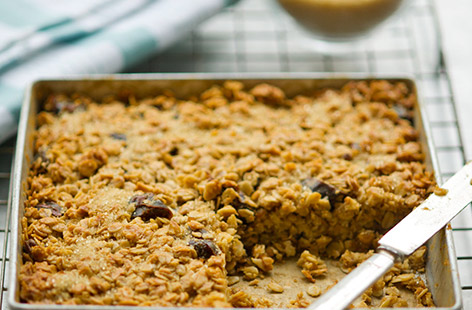 Peanut butter flapjacks with dates