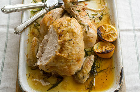 Roast chicken with tarragon sauce THUMB