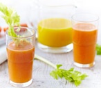 SMOOTHIE freshorangecarrotandceleryjuice Th