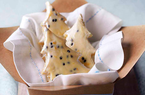 Santa's passion fruit cookies thumb a741bf05 2725 492c a688 1f81d0363b25 0 146x128