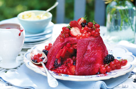 Summer pudding HERO