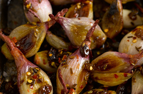 Sweet and sour roasted shallots with raisins  fennel seeds and chilli thumbnail f8b0a3a4 73e4 482c b3fc ef820bc0229f 0 146x128