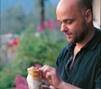 The real Greek souvlaki and its trimmings 