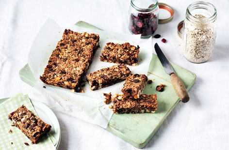 Homemade Granola Bar healthy lunchbox