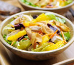 Sweet and crunchy turkey salad