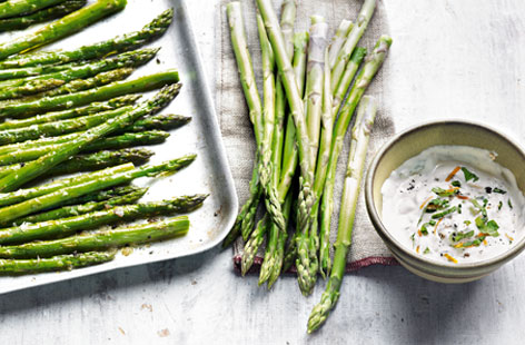 Asparagus with orange and basil dip