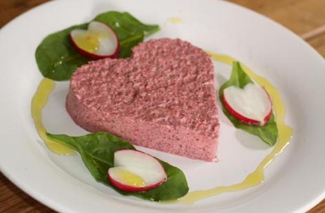 Beetroot cheesecake