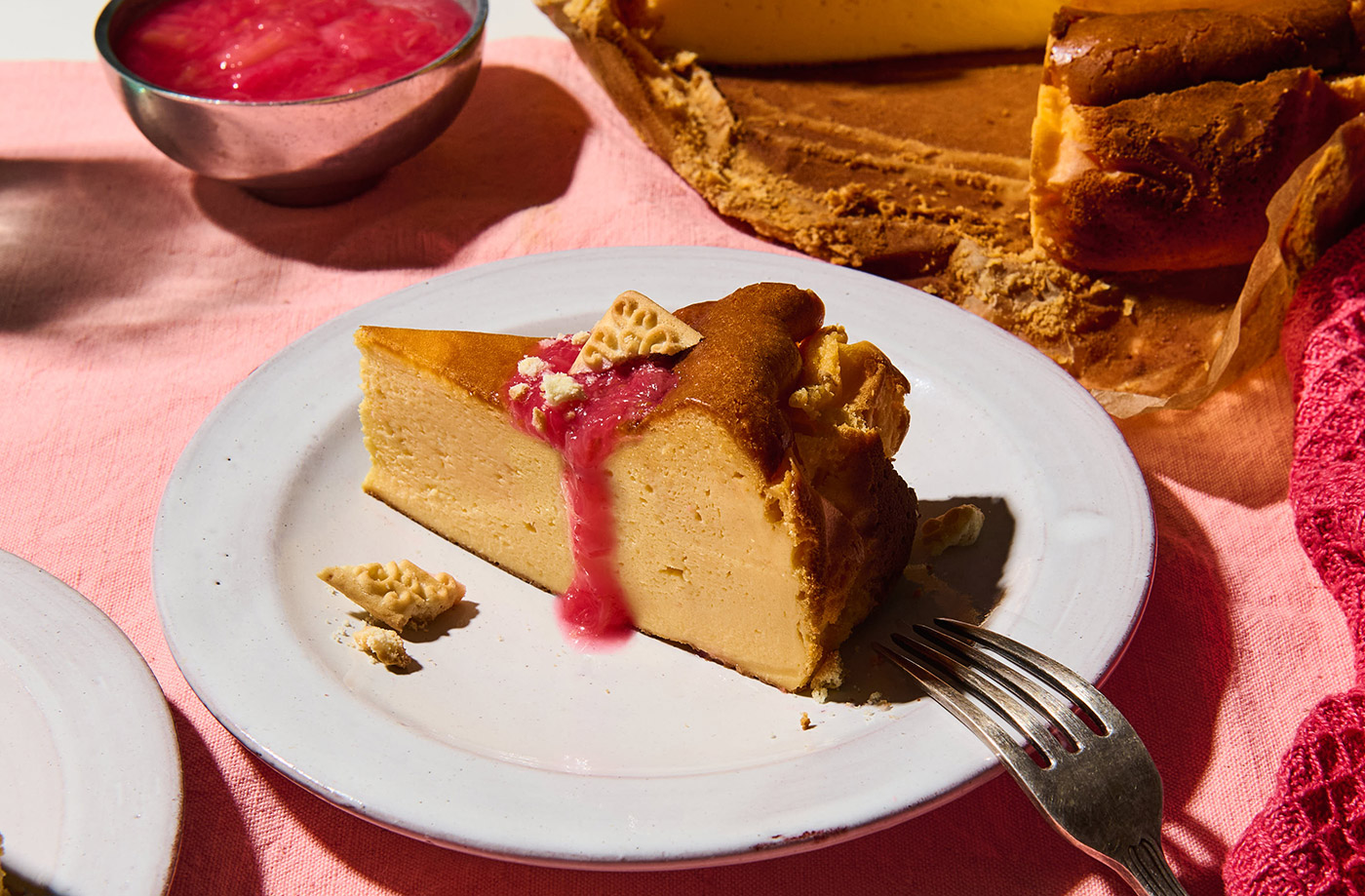 Rhubarb and custard Basque cheesecake recipe
