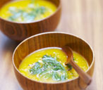 Cream of pumpkin soup with spinach | Tesco Real Food