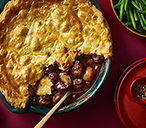 Mushroom bourguignon-style pie | Tesco Real Food