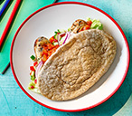Quick turkey koftas and pitta with crunchy veggies | Tesco Real Food