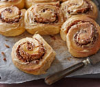 Cinnamon rolls with vanilla frosting | Tesco Real Food