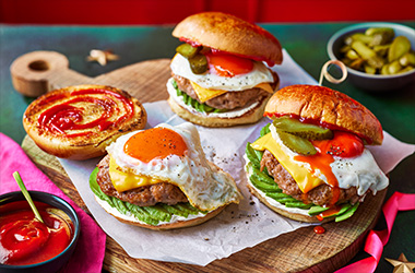 Mega brekky bap
