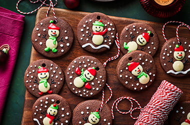 Edible bauble biscuits
