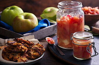 Baked apple pakoras with spiced apple chutney