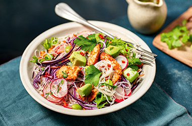 Crunchy chicken noodle bowls