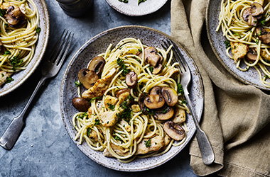Garlic mushroom and chicken spaghetti