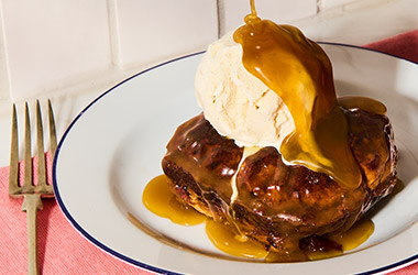 Hot cross bun sticky toffee pudding