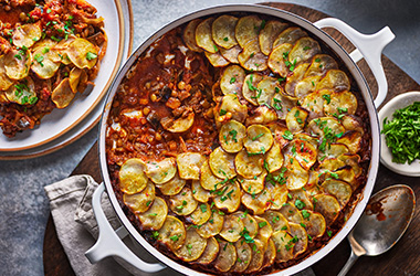 Aubergine and lentil hotpot