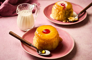Mini upside-down pineapple daiquiri puddings