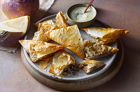 Swede, or ‘neeps’, is traditionally served with haggis and tatties (potatoes) in Scotland