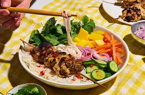 Barbecuing doesn’t have to be just for the weekend. These mango and coconut BBQ chicken skewers are a fab thing to make during the week as they’re so simple to rustle up. Served alongside a colourful noodle salad with zingy dressing, any leftovers are delicious the next day too.