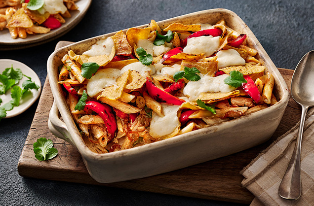 Creamy fajita-inspired pasta bake