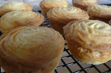 Viennese Biscuit Topped Mince Pies Tesco Real Food Viennese Biscuit Topped Mince Pies Tesco Real Food