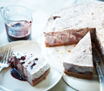 Cinnamon pear and chocolate cheesecake | Tesco Real Food